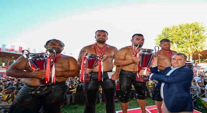 Bakan Bak: "Antalyalılar hazırlıklı gelmiş"