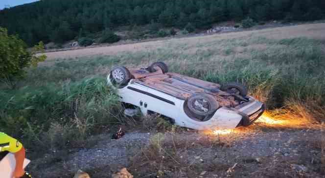 Burdur’da otomobil şarampole yuvarlandı: 1 yaralı