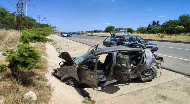 Keşan’da iki otomobil çarpıştı: 6 yaralı