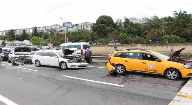 Trabzon’da 6 araçlı zincirleme kaza: 3 yaralı