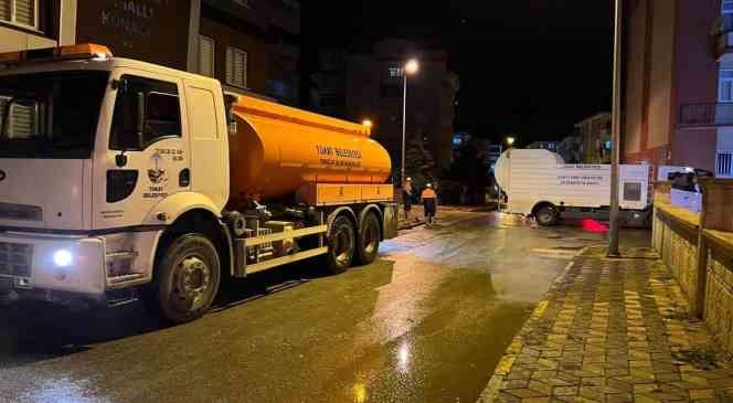 Tokat&rsquo;ta yoğun sağanak belediye ekiplerini harekete ge&ccedil;irdi
