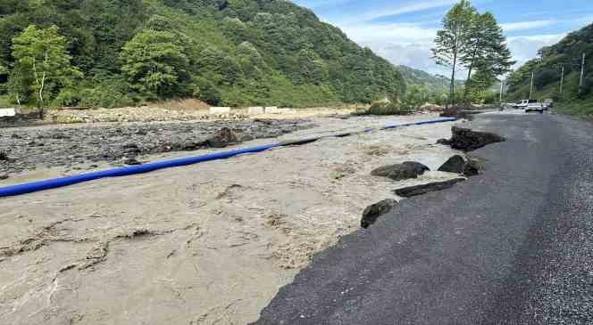D&uuml;zce&rsquo;de su kesintisi devam ediyor
