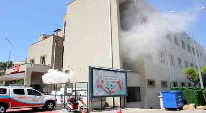 &Ccedil;ınarcık Devlet Hastanesi&rsquo;nde ger&ccedil;eğini aratmayan tatbikat
