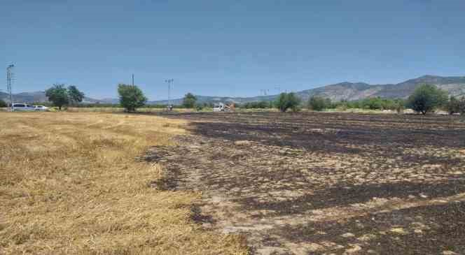 Burdur&rsquo;da aynı g&uuml;nde ikinci arazi yangını: 8 d&ouml;n&uuml;m arazi yandı
