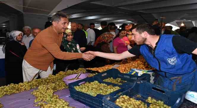 Mamak Belediyesi il&ccedil;edeki pazar yerlerini yeniliyor
