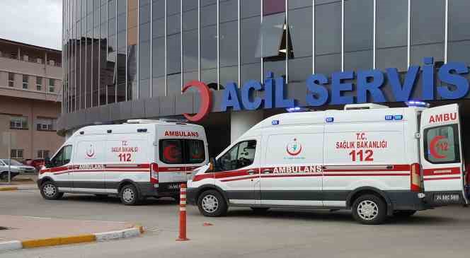 Erzincan’da Trafik Kazası: 11 Yaralı İhlas Haber Ajansı