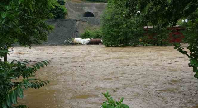 Ordu&rsquo;yu sağanak vurdu
