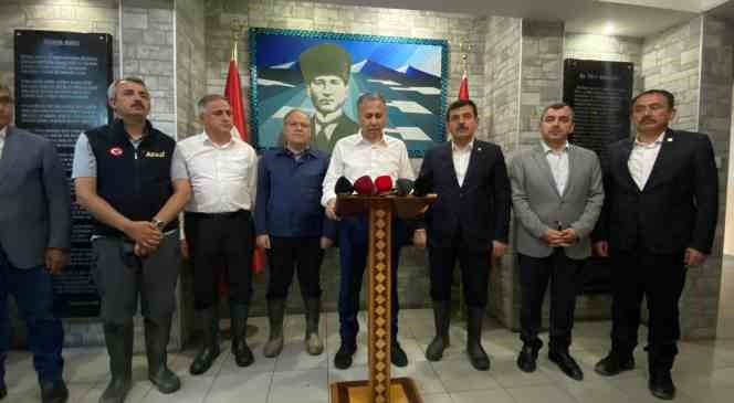 İ&ccedil;işleri Bakanı Yerlikaya: &ldquo;Defterdarlık zarar tespit &ccedil;alışmalarını yapıyor&rdquo;
