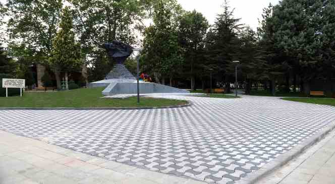 Karaman’da Türk Dil Parkı’nda yenileme çalışması yapıldı