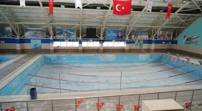 Sağlıklı Yaşam ve Spor Kompleksinde onarım devam ediyor
