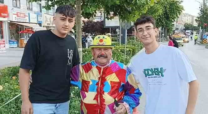 Balon satarak 5 yılda T&uuml;rkiye&rsquo;yi gezdi
