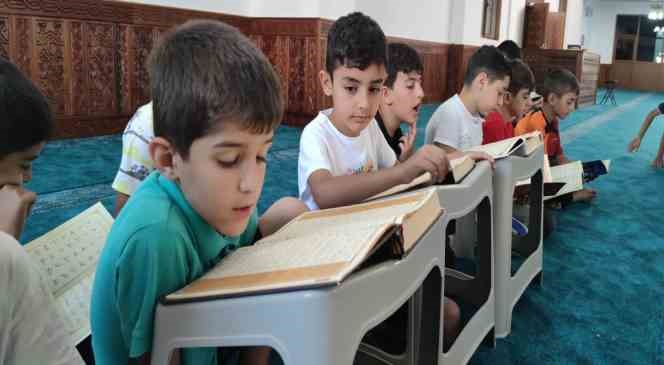 Bing&ouml;l&rsquo;de camiler &ccedil;ocuklarla şenlendi
