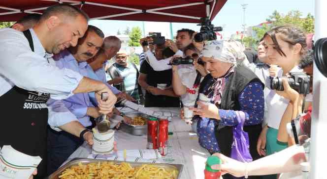 Patatesin başkenti Niğde&rsquo;de &rsquo;D&uuml;nya Patates Kızartma G&uuml;n&uuml;&rsquo;&rsquo; etkinliği
