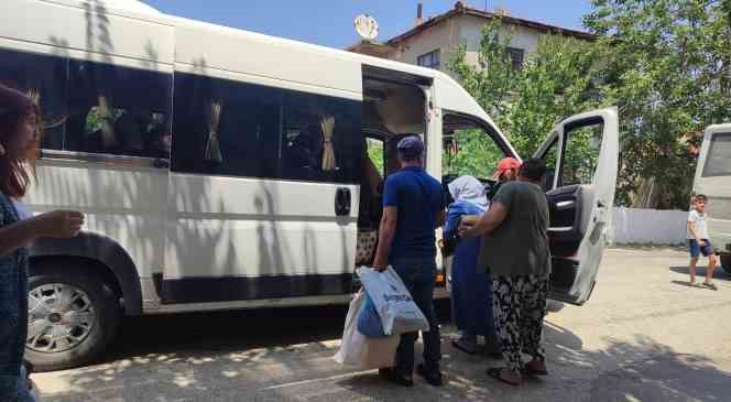 Keşan&rsquo;da iki yolcu minib&uuml;s&uuml; &ccedil;arpıştı: 2 yaralı
