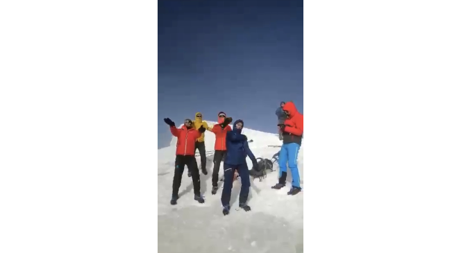 Temmuz’da eksi 35 derecede Ağrı Dağı zirvesi