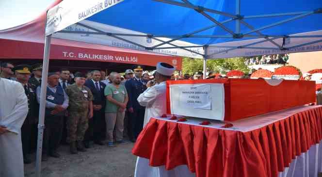 Şehit Piyade Er Ramazan Sarıkaya Sındırgı’da toprağa verildi