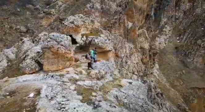 Tunceli&rsquo;de bulunan &rsquo;Gelin Odaları&rsquo;nın sırrı &ccedil;&ouml;z&uuml;l&uuml;yor
