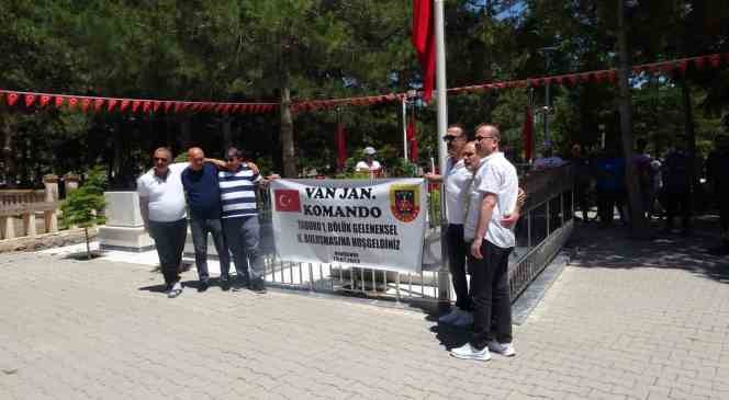 Halisdemir’in mezarına ziyaretçi akını