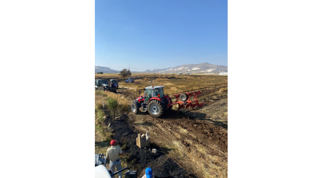 Burdur&rsquo;da 30 d&ouml;n&uuml;m hububat tarlası k&uuml;le d&ouml;nd&uuml;
