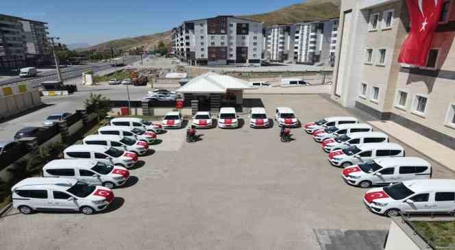 Bitlis Emniyet M&uuml;d&uuml;rl&uuml;ğ&uuml;ne 20 ara&ccedil; bağışlandı
