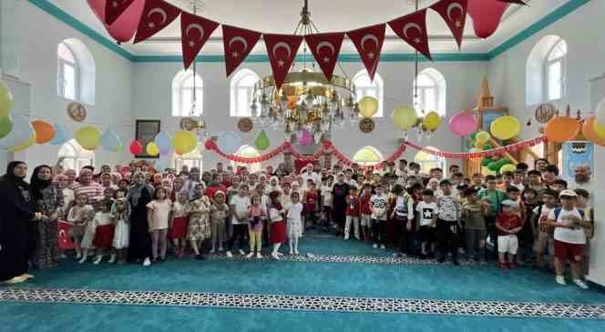 Orduyeri Camii’nde şehitler için dualar edildi