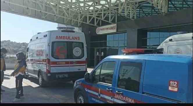 Bilecik’te iki grup arasında çıkan kavgada 1’si bıçakla 2 kişi yaralandı