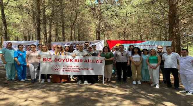 Kırklareli’nde koruyucu aileler ve çocukların piknik keyfi