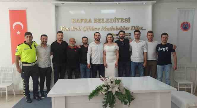 Asayiş büro amiri bekarlığa veda etti