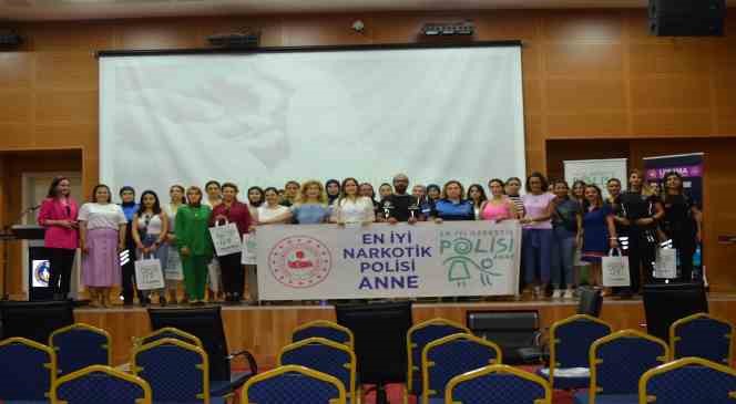 Edirne’de "En İyi Narkotik Polisi: Anne" konulu seminer düzenlendi