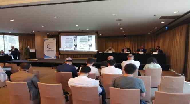 Avrupa M&uuml;sl&uuml;man Forumu, Kur&rsquo;an-ı Kerim&rsquo;e yapılan saldırılara tepki g&ouml;sterdi
