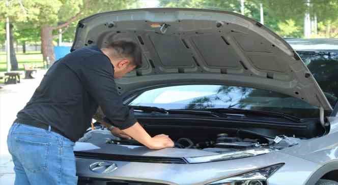 Sosyal medyada al-sat videolarıyla g&uuml;ndem olan fenomen konuştu: &ldquo;Bana 2 ay verin araba piyasasını d&uuml;ş&uuml;reyim&rdquo;
