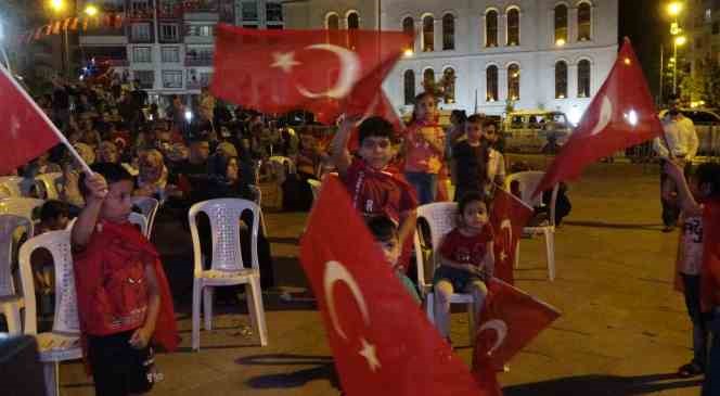 Siirt’te 15 Temmuz Demokrasi ve Milli Birlik Günü’nde etkinlikler düzenlendi