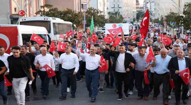 Kahramanlar Çayırova’da anıldı