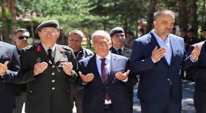 &Ccedil;omaklı; 15 Temmuz kahramanlarını unutmayacağız
