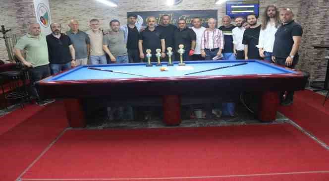 Ak&ccedil;aabat&rsquo;ta bilardo turnuvası sona erdi
