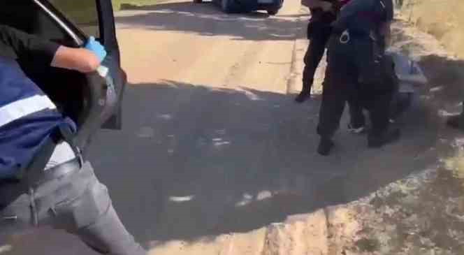 Kırklareli&rsquo;nde uluslararası uyuşturucu operasyonu: 101 kilogram skunk ele ge&ccedil;irildi

