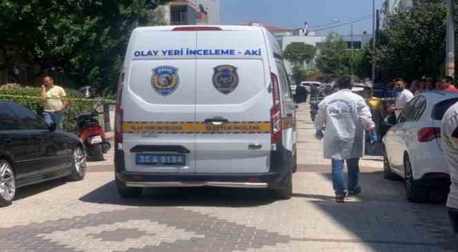 İzmir’de emniyet bekçisi, 9 yaşındaki kızının yanında cinayete kurban gitti