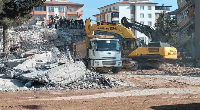 134 kişinin öldüğü Ayşe-Mehmet Polat sitesi ile ilgili şok iddianame: Zemin etüdü yapılmamış