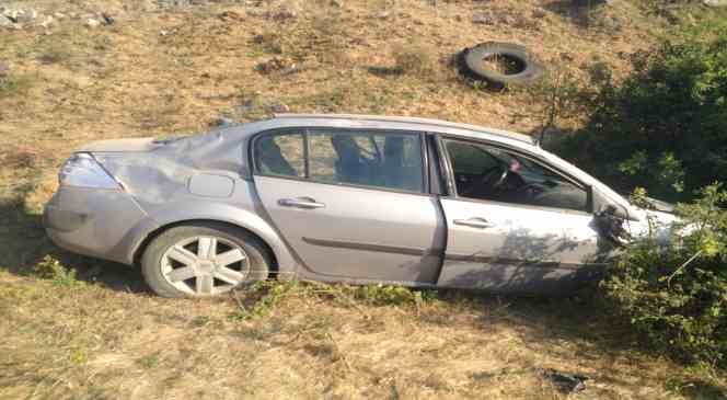 Keşan&rsquo;da otomobil şarampole u&ccedil;tu: 4 yaralı
