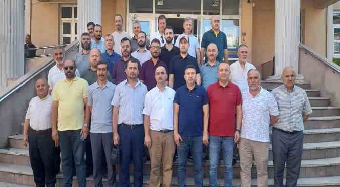 15 Temmuz’da sala okuyan imamlara hakaret eden şahıs hakkında suç duyurusunda bulundular