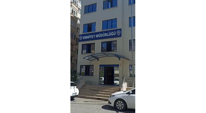 Yalova&rsquo;da ara&ccedil; kundaklama zanlısı 2 kişi g&ouml;zaltına alındı
