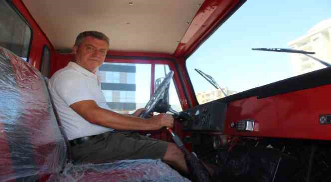 "Selvi Boylum Al Yazmalım" aracının ikizi İzmir&rsquo;de
