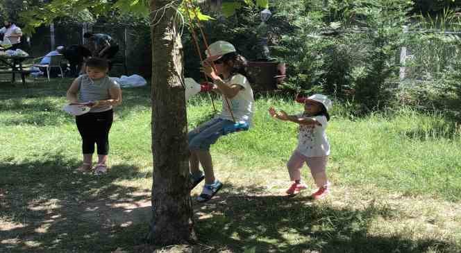 Kof&ccedil;az&rsquo;da kurs &ouml;ğrencilerinin piknik keyfi

