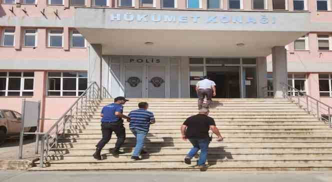 &rsquo;Kasten adam &ouml;ld&uuml;rme&rsquo; su&ccedil;undan aranan şahıs yakalandı
