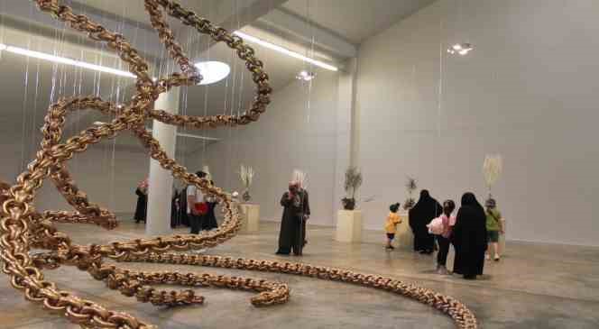 K&uuml;lt&uuml;r ve sanat ş&ouml;lenlerinde Baksı M&uuml;zesi gezildi

