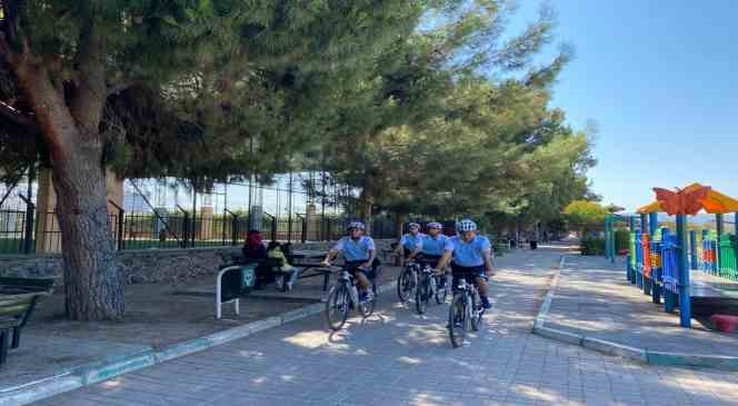 Osmaniye’de bisikletli polis timi ’Martılar’ göreve başladı