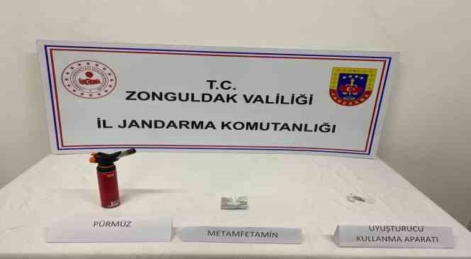 Otomobilde uyuşturucu madde bulundu
