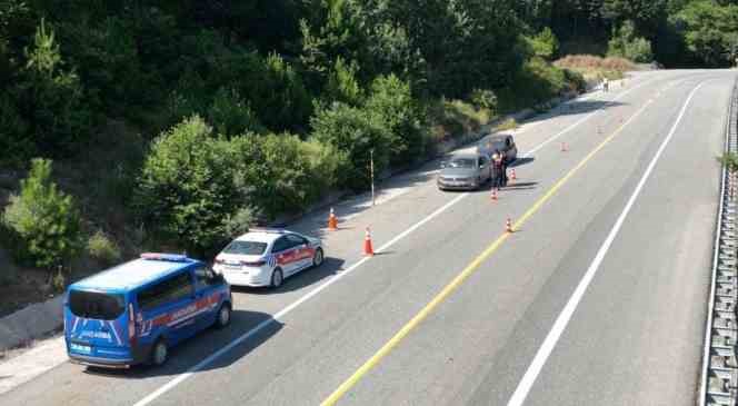 Kırklareli&rsquo;nde dronlu trafik denetimi
