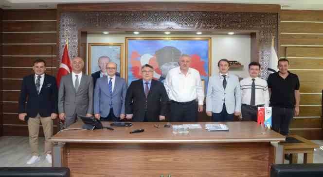 Rektör Özölçer’den Kozlu Belediye Başkanı Bektaş’a ziyaret