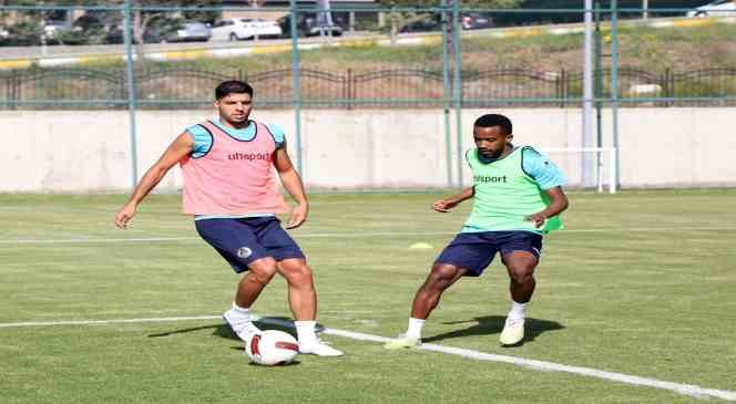 Alanyaspor Erzurum kampını tamamladı